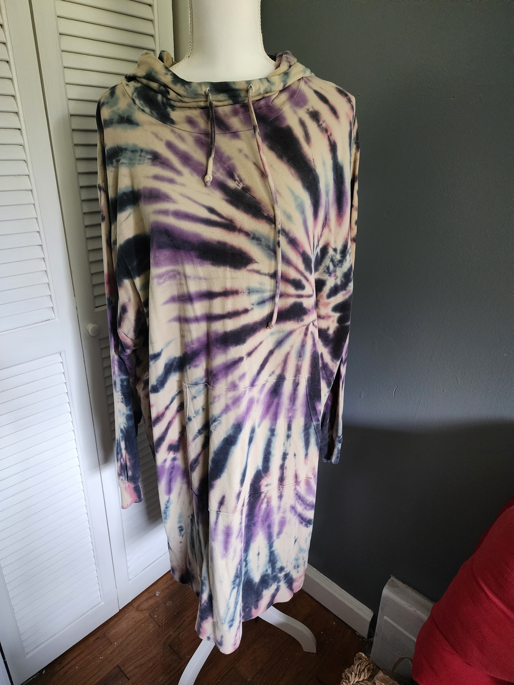 Torrid Womens Tie-Dye Hooded Sweatshirt Dress in Purple and Cream